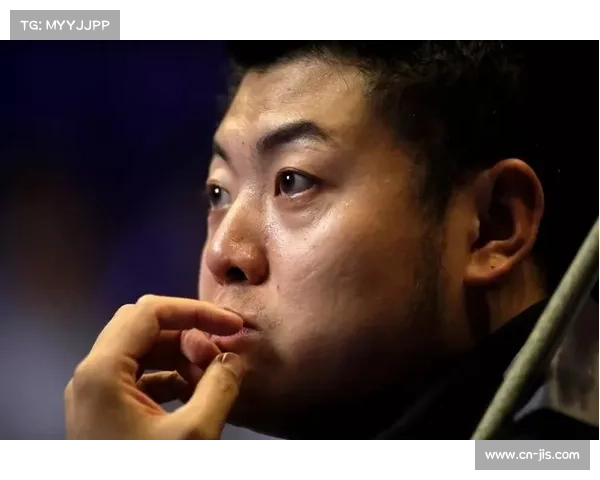 英超裁判兹韦尔因涉假球丑闻被禁赛,背后真相引发广泛关注 英超裁判兹韦尔因涉假球丑闻被禁赛,背后真相引发广泛关注