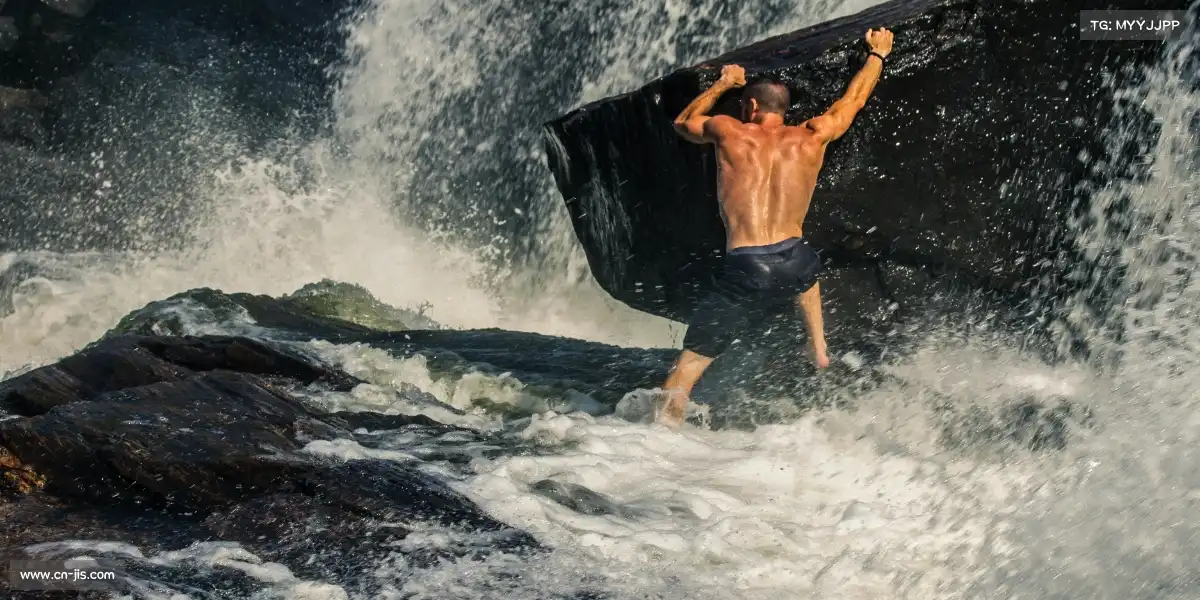 极速电竞官网——🥋❄️ 北腿扫堂,霜华凝地!